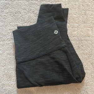 Lululemon Wunder under - size 4 - charcoal gray